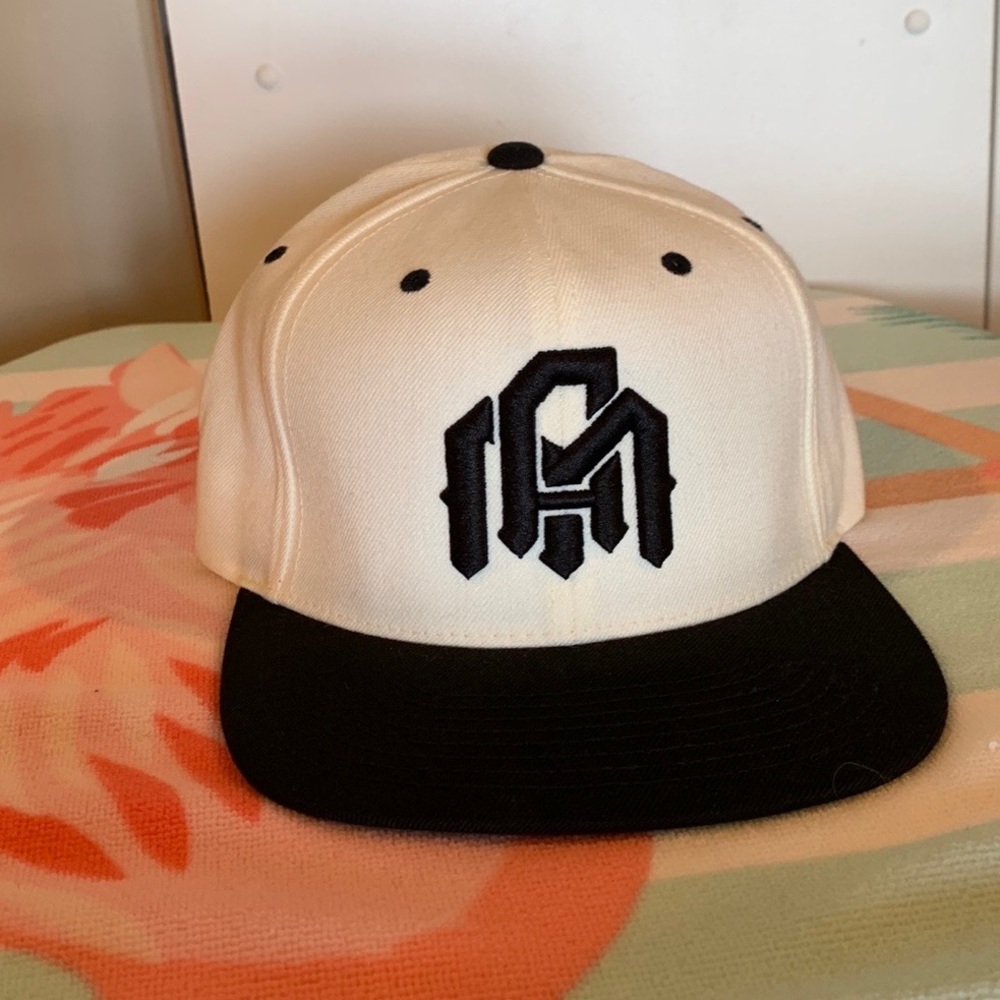 Into The AM Hat